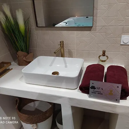 Des Colombieres Piscine & Saint-Maixent-sur-Vie