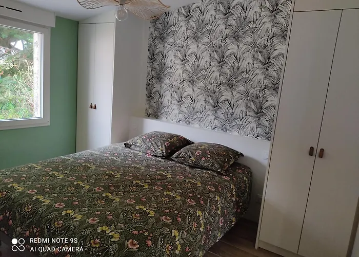 Des Colombieres Piscine & * Saint-Maixent-sur-Vie